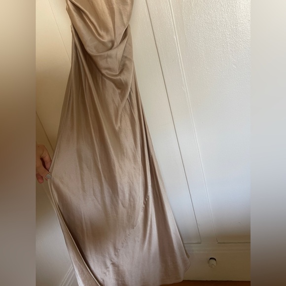 NWOT Reformation Reformation Casette Silk Maxi Dress in Sand Tan - size 6 - Picture 10 of 13